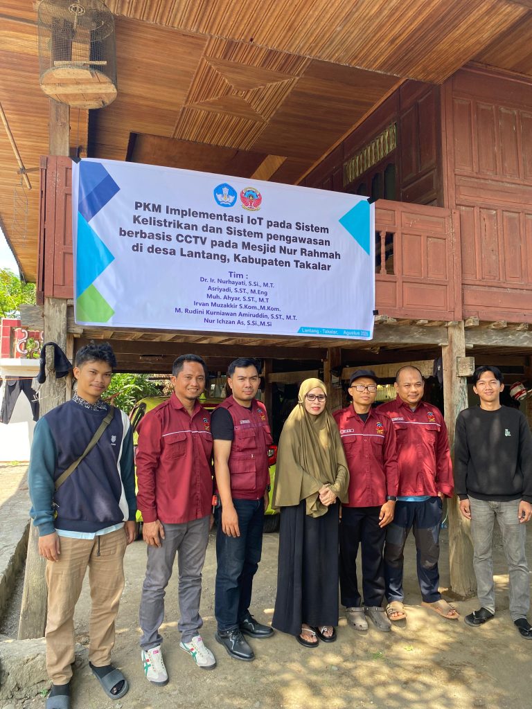 Program Pengabdian Masyarakat (PKM) Dosen Jurusan Teknik Informatika dan Komputer (TIK) Politeknik Negeri Ujung Pandang di Masjid Nur Rahmah, Desa Lantang, Takalar